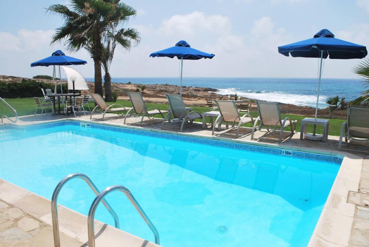 Sea Front Villa, Heated Private Pool, Amazing Location Paphos 323 Кисонерга Екстериор снимка