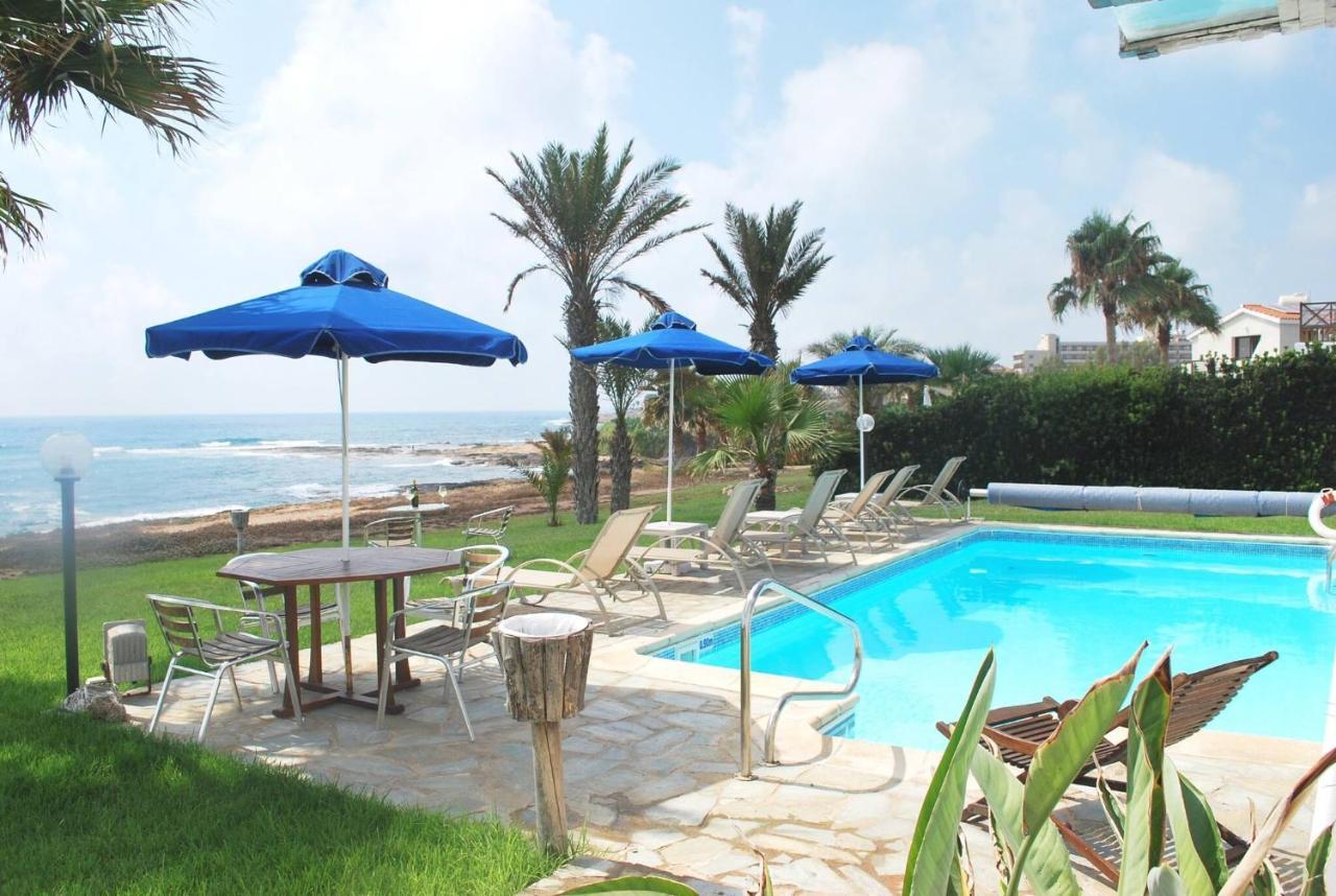 Sea Front Villa, Heated Private Pool, Amazing Location Paphos 323 Кисонерга Екстериор снимка