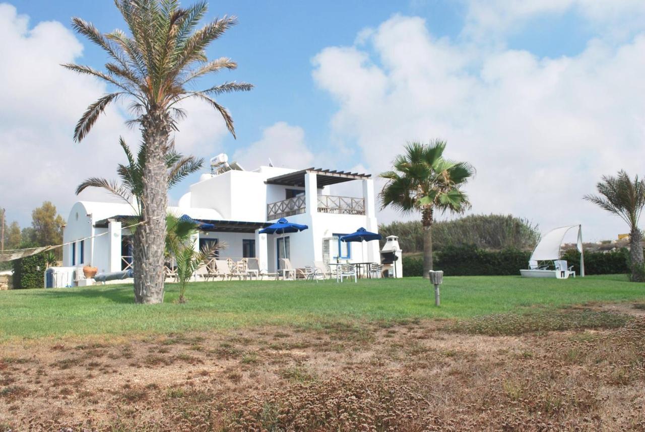Sea Front Villa, Heated Private Pool, Amazing Location Paphos 323 Кисонерга Екстериор снимка