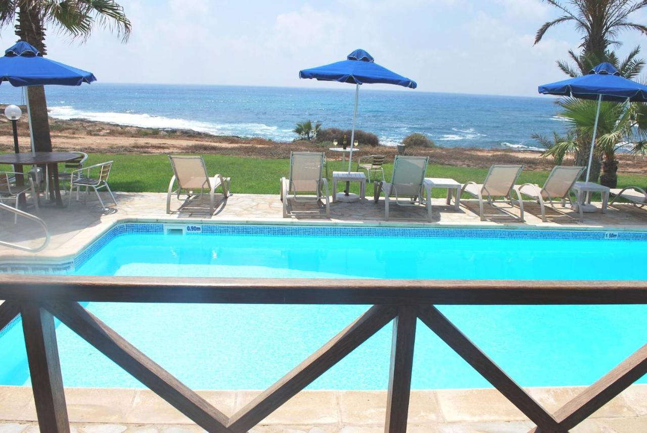 Sea Front Villa, Heated Private Pool, Amazing Location Paphos 323 Кисонерга Екстериор снимка